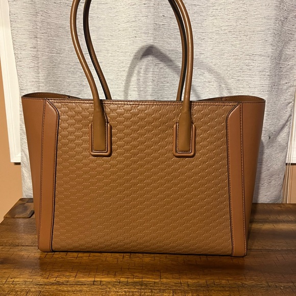 Michael Kors Kali Leather Large Tote Purse Satchel with Laptop / iPad Case - Picture 4 of 10